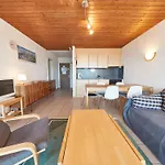 Flache 107 By Interhome