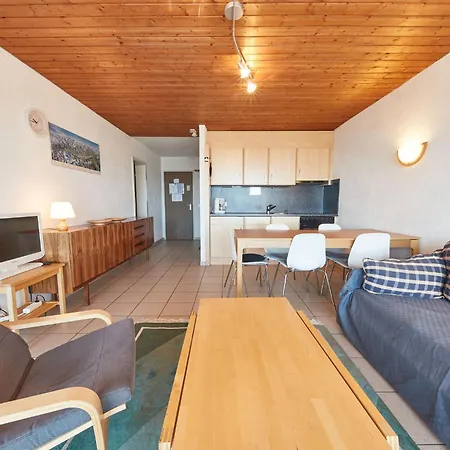 Flache 107 By Interhome